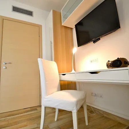 Apartment Royal Sea House *