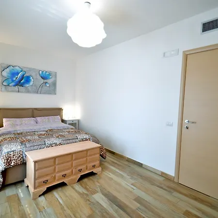 Apartment Royal Sea House